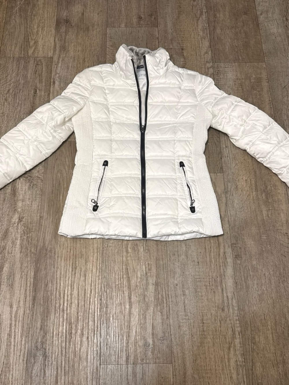 Nautica White Quilted Packable Puffer Jacket with Rib Panels